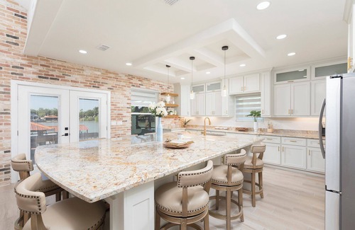 La Joya Casa | Stylish Lakefront Home in La Joya with Deck Views