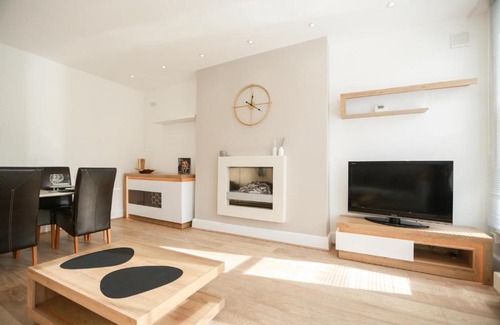 Leamington Spa Apartamento | Stylish Leamington Town Centre Apartment