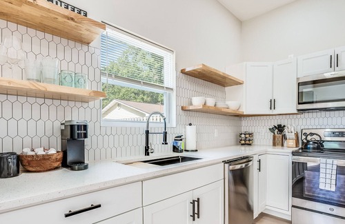 Port Wentworth Apartamento | Stylish, light-filled Studio Apt