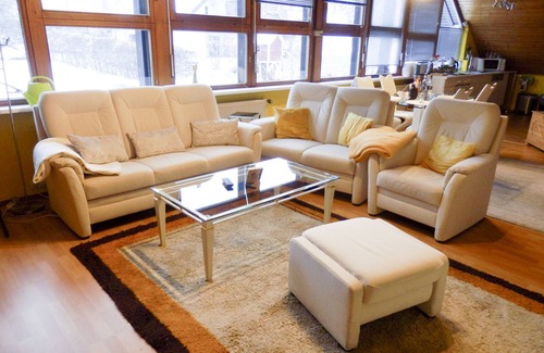 Oberkotzau Apartamento | Apartamento moderno cerca de Untreusee en Hof / Baviera