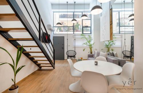 Pasalimani Apartamento | Stylish Loft at Pasalimani 10min to Freatida Beach