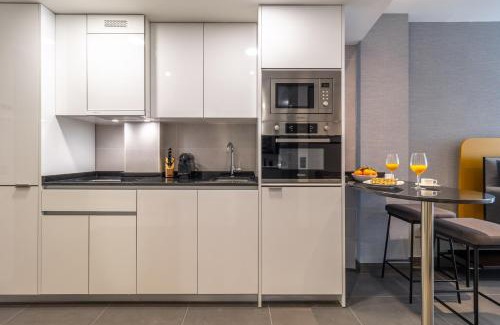 Barrio de La Latina Apartamento | Stylish Loft for 2 in La Latina The Ultimate Madrid Escape Latina Toledo IX