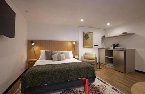 Financial District Apartamento | Stylish Loft Ideal for Couples & Work 105