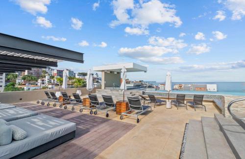 Emiliano Zapata Casa | Stylish Loft | Workspace, Rooftop Bar & Gym