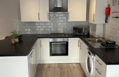 South Hornchurch Apartamento | Stylish Luxury Apartment! 2 Bed 2 Bath Family Home