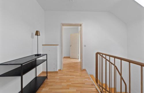 Offenbach am Main Apartamento | Stylish Maisonette - Near Frankfurt & Airport!