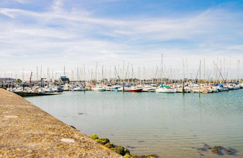 Sutton Cross Apartamento | Stylish Marina Escape
