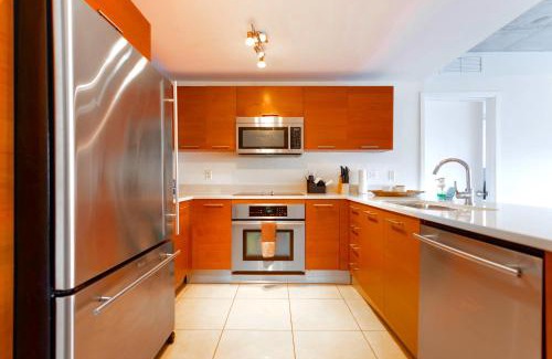 Midtown Apartamento | Stylish Midtown Miami Condo - Pool & Prime Location