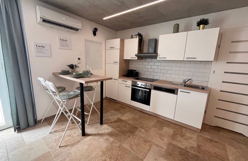 Wiener Neustadt Apartamento | Stylish "Mint" studio in the city center