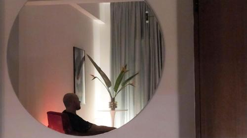 Platia Viktorias Apartamento | Stylish, modern apartment in Athens city centre.