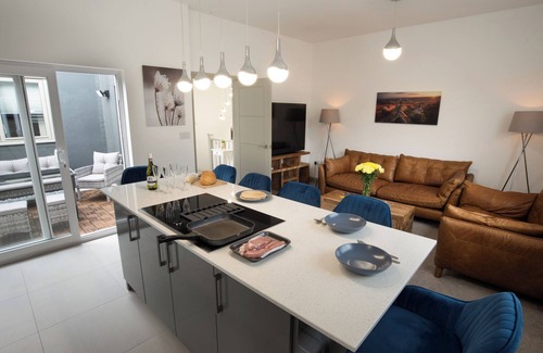 Taddington Casa | Stylish Modern Buxton Town House