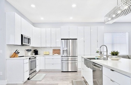 Miami Lakes Casa | Stylish & Modern Hialeah Pool Retreat Near Miami!