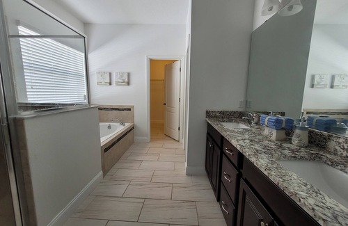 Apopka Casa | Stylish Modern Home in Quiet Neighborhood!
