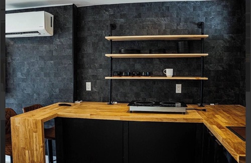 West Palm Beach Apartamento | Moderno y Elegante Tiny Home en el Corazón de West Palm Beach – ¡Cerca de Todo!"