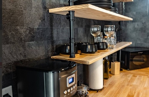 West Palm Beach Apartamento | Moderno y Elegante Tiny Home en el Corazón de West Palm Beach – ¡Cerca de Todo!"