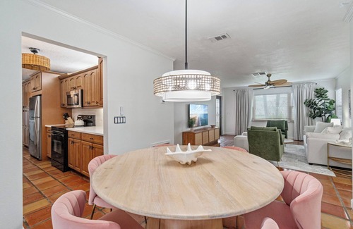 Coachman Glen Casa | Stylish Naples 4BR Home w/ Pool & Patio - 3 KINGS