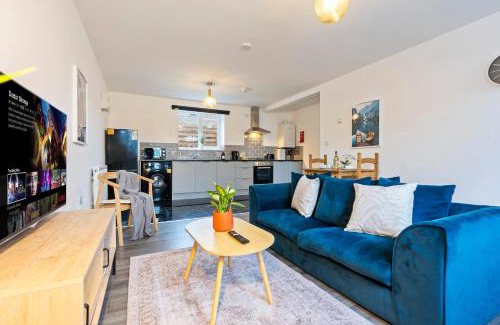 Cradley Heath Apartamento | Stylish New Apartment - Free Wifi & Netflix - Parking 3MH
