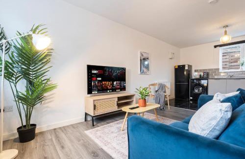Cradley Heath Apartamento | Stylish New Apartment - Free Wifi & Netflix - Parking 3MH