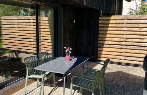 Loerrach Apartamento | Stylish new vacation apartment (Yarin)