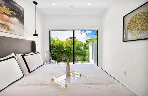 Buena Vista Casa | Stylish Oasis in Design District, Near Wynwood