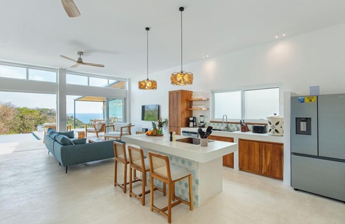 Santiago Villa | Ocean view luminous Villa Blume, family and pet friendly