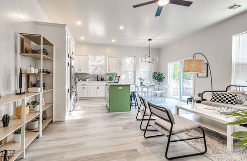 Central Oklahoma City Casa | Stylish OKC Duplex 2bed 2.5bath Unit B