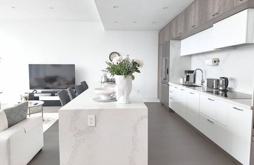 Old Toronto Apartamento | Stylish Penthouse Downtown Toronto! Brand New!