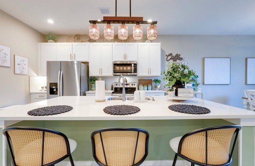 Port Saint Lucie Casa | Stylish Port St Lucie Home w/ Hot Tub + Game Room!