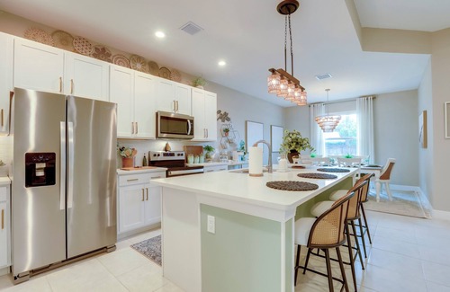 Port Saint Lucie Casa | Stylish Port St Lucie Home w/ Hot Tub + Game Room!