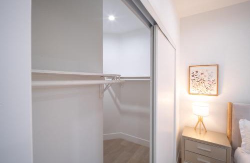 Pico-Union Casa | Stylish Private Room by Downtown LA