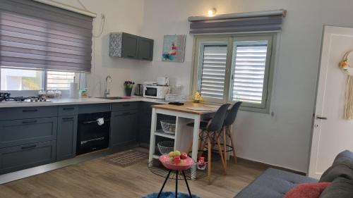 Rehovot Apartamento | Stylish Quiet and Central