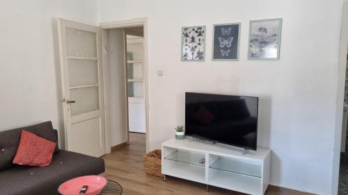 Rehovot Apartamento | Stylish Quiet and Central