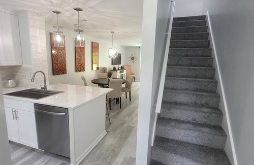 North Charleston Casa | Stylish Remodeled Townhouse