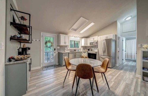 The Woods Cabina | Stylish Retreat w Fireplace, Games & Pool Access