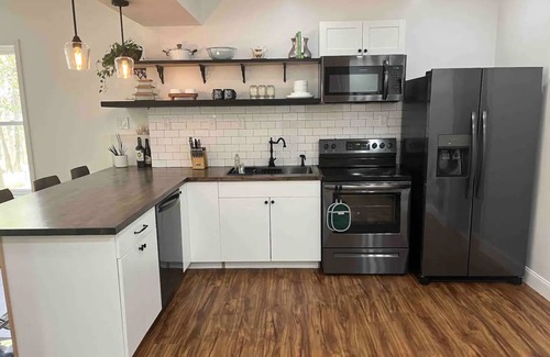 Bushkill Casa | Stylish retreat w/private hot tub, amenity filled community + seasonal stream