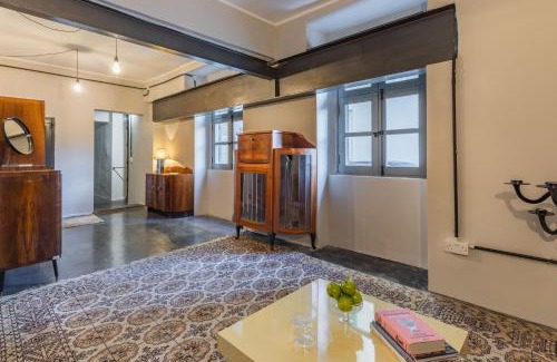 Floriana Apartamento | Stylish Retro Suites