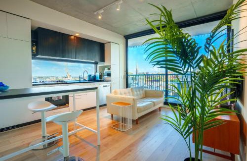 Richmond Apartamento | Stylish Richmond Pad Walk to Everything