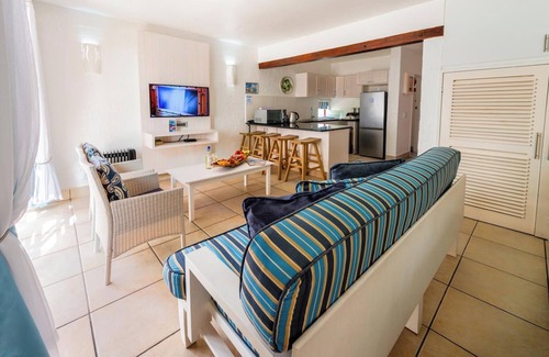 Mykonos Apartamento | Seaside Kaliva 150 @Club Mykonos