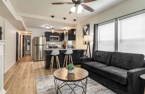 Bartlesville Apartamento | Stylish & Serene: Modern Retreat