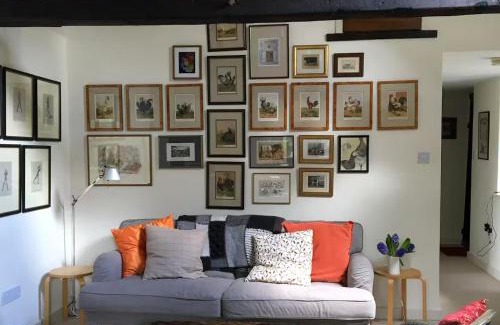 Halesworth Casa | Stylish small barn near coast private garden Pass the Keys