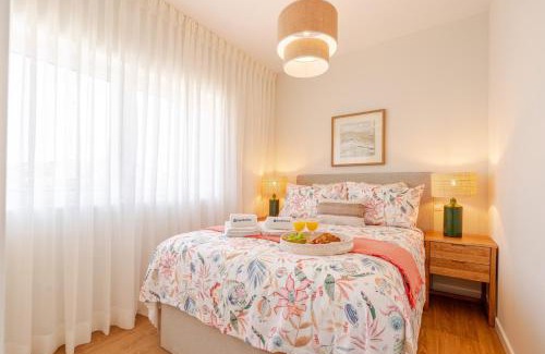 Paranhos Apartamento | Stylish & Spacious Apartment by HostWise
