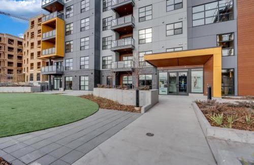Currie Barracks Apartamento | Stylish Stay in Currie Barracks