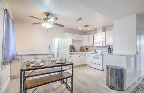 Las Vegas Casa | Stylish Stay Near Vegas Strip Sleeps 6