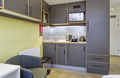 Ravenscourt Park Apartamento | Stylish Student Studio Minutes from Central London