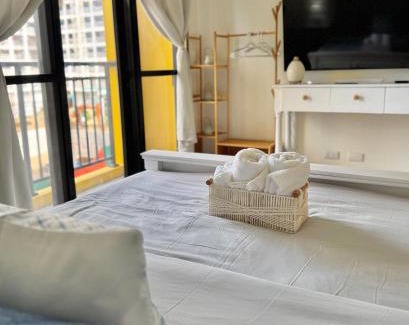 Davao Apartamento | Stylish Studio Condo in Davao Amani Grand