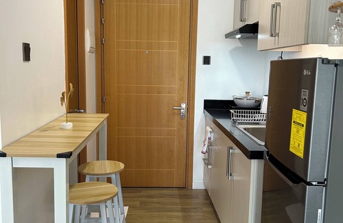 Talisay Condominio | Stylish Studio Hideaway, Talisay City, WiFi + AC