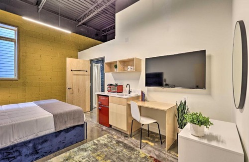 Damascus Apartamento | Stylish Studio in Dtwn Damascus Hike and Bike!
