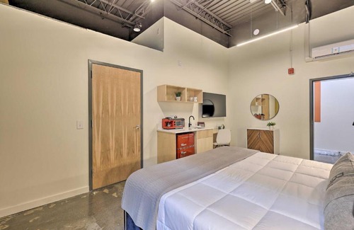 Damascus Apartamento | Stylish Studio in Dtwn Damascus Hike and Bike!