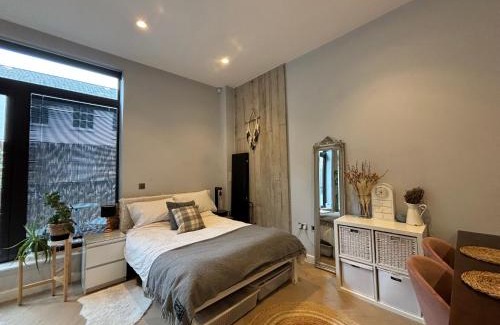 Hackney Apartamento | Stylish Studio in Hackney with Private Terrace