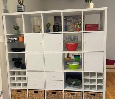 Hyde Park Cabina | Stylish Studio in Montrose - The Italian Plaza